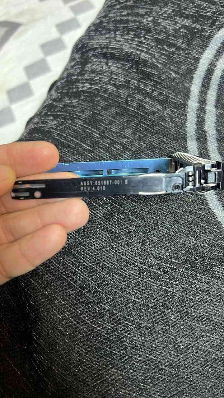 سلام عليكم قطعه ب هذا الشكل خلي سعر و بالعافيه متوفر كمية للحجز ***********
