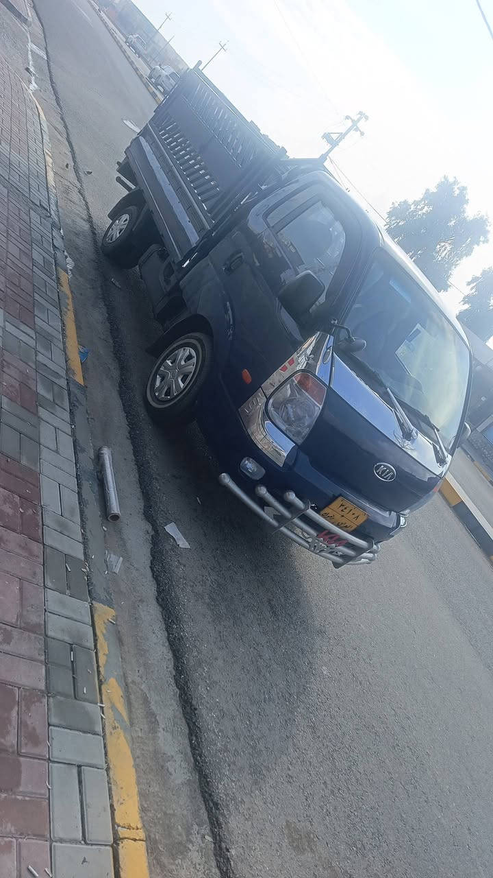 کیە 2008مکینە3000قبغ ابیض رقم دهوک سبغ عامل للجمالیە بدون دعم کیر مکینە بشرط وشاسی بشرط سعر ،،،95،،مجال ***********
