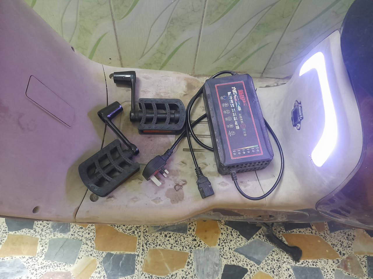 دراجة شحن بلوتوث ٢سويج بصمة مع بايدرات سعرهة ٣٠٠بالشعب


**إذا كنت صاحب هذا الإعلان وتريد حذفه لأي سبب، رجاءا أرسل رسالة إلى الدعم الفني**