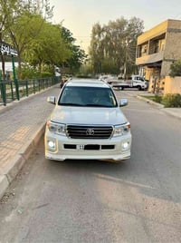 لاندكروز   GxR . ٦ . سلندر موديل 2015 بـسـعـر جـدآ مناسب 380 وبيها مجا...