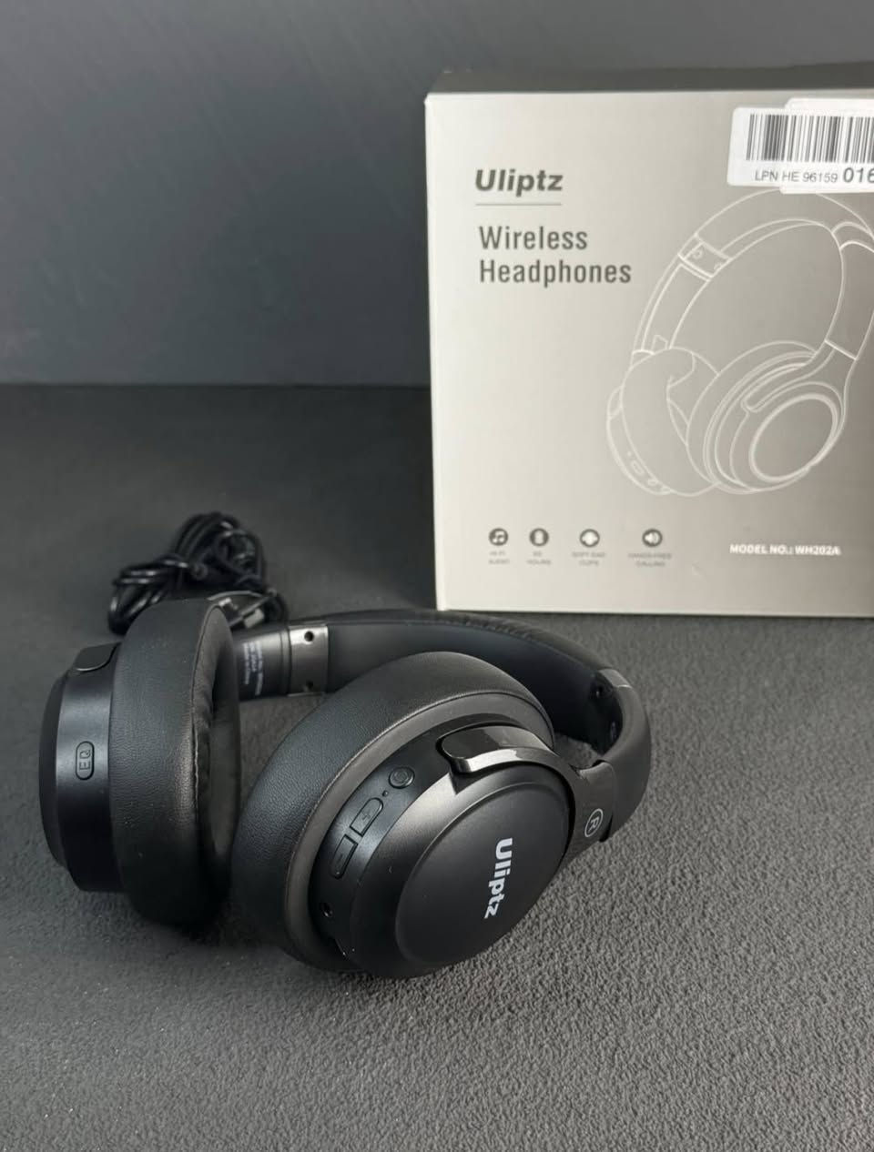 🎧 استمتع بالحرية مع صوت لا ينقطع!
ارتقِ بتجربتك الصوتية مع سماعة Uliptz اللاسلكية، الرفيق المثالي لكل لحظة.

بطارية عملاقة: استمع لموسيقاك المفضلة لمدة 65 ساعة متواصلة بشحنة واحدة.

عالم من النقاء: تقنية Hi-Fi Stereo مع 6 أوضاع EQ مخصصة لتناسب ذوقك الموسيقي.

راحة تدوم: تصميم خفيف الوزن بآذان ناعمة تجعلك تنسى أنك ترتديها.

اتصال ذكي: تقنية Bluetooth 5.3 لاتصال ثابت وإمكانية التنقل بين جهازين بكل سهولة.

سواء كنت تدرس، تعمل، أو تسافر.. سماعة Uliptz هي اختيارك الأمثل للراحة والجودة
وبسعر 18.000 والتوصيل علينه 🫡
عاصمة الامزون


**إذا كنت صاحب هذا الإعلان وتريد حذفه لأي سبب، رجاءا أرسل رسالة إلى الدعم الفني**