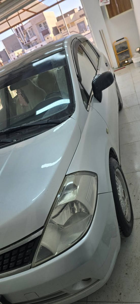 سلام عليكم  نيسان تيده 2008 خليجي محرك 1600 مصبوغه حزام عده قماره اثر جراد ضرها جاملغ امامي عكس سايق تبريد شغال كهربيات شغاله رقم جديد وبسمي تحويل ثاني يوم مكينه بيها خيط تبخير تخم تاير شاشه  وسستم صوت سياره موجوده بل رمادي السعر 77 وبيها مجال شي قليل
***********
