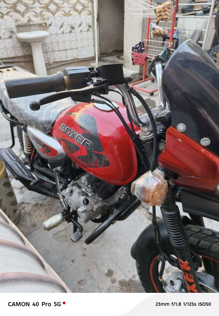 سلام عليكم بوكسر للبيع موديل 21 محسوبه عله 22 اوراق كمرك مكاني بغداد الجديده سعر خاص ***********
