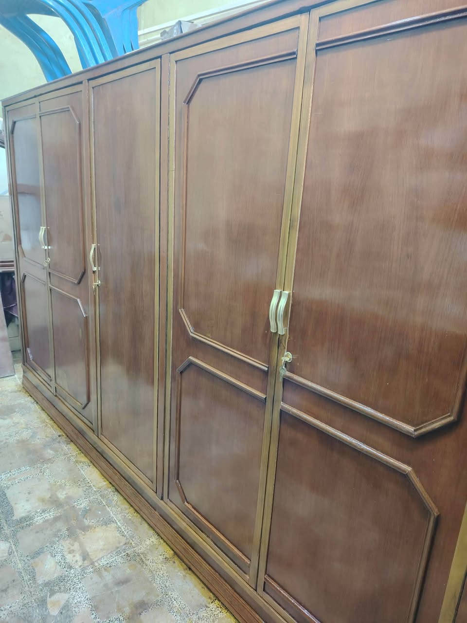 كنتور ابو الخمسه باب تزكام نجارة بيبان عالية الظهر جرجوبه ثكيل جدا الداخل والخارج صاج السعر 350 العنوان الكوت سوق القصابين


**إذا كنت صاحب هذا الإعلان وتريد حذفه لأي سبب، رجاءا أرسل رسالة إلى الدعم الفني**