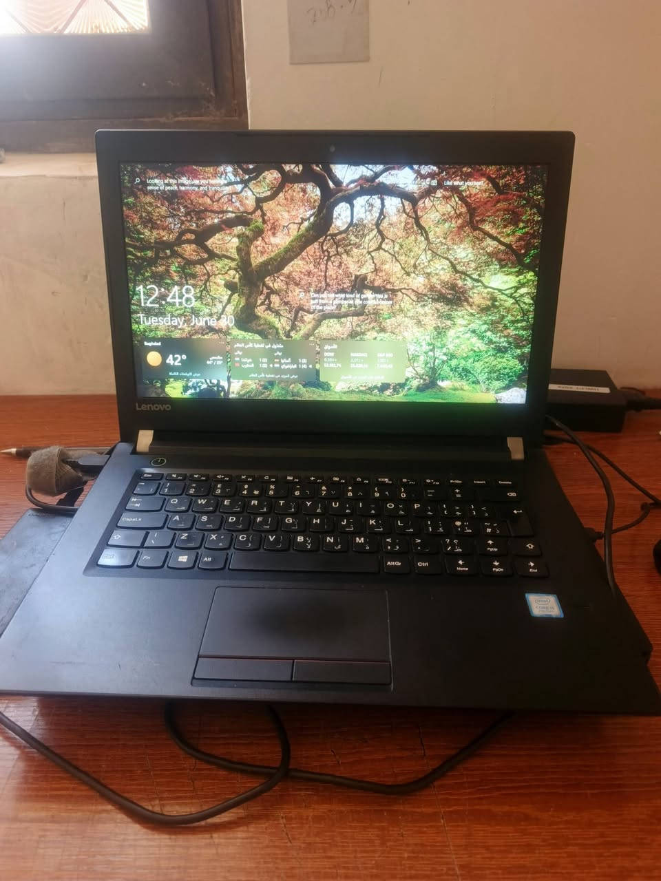💻 لابتوب Lenovo للبيع بحالة جيدة

🔹 المواصفات:

- المعالج: Intel Core i5-7200U بسرعة 2.5GHz
- الرام: 8GB
- التخزين: 512GB  (مقسم إلى C / D / E) 
- كرت الشاشة: Intel HD Graphics
- النظام: Windows 10 Pro 64-bit

🔹 الحالة:

- الجهاز شغال طبيعي
- مناسب للدراسة، الأوفيس، والتصميم الخفيف (SketchUp  واوتو كاد وسولدر وغيرها)
- بطارية جيدة
- بدون مشاكل تقنية

🔹 ملاحظات:

.   خال من اي كسر او عطل 
- استخدام شخصي
-السعر 300 الف قابل للتفاوض
- للتواصل ادخل خاص


**إذا كنت صاحب هذا الإعلان وتريد حذفه لأي سبب، رجاءا أرسل رسالة إلى الدعم الفني**