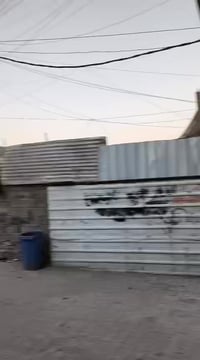 بيت للبيع100 متر  زراعي الشعله قبل السكه ركن على النهر الشارع المجاور ...