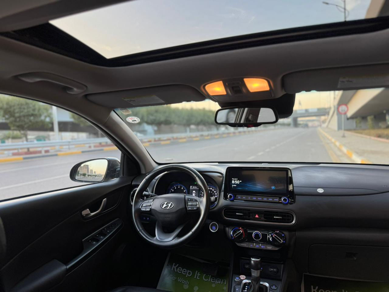 م تزيل السعر والبيع بخساره ١٣٨
السلام عليكم هونداي كونا موديل 2023  موصفات ١/١
رقم ودخول جديد ما ماشيه بالعراق مناقصه برغي 
السيارة فول 
فتحت سقف 
اربع بصمات 
غرفة جلد 
مكينه 2000 دوش
ماشيه 11 حقيقي زيرو الف كيلو
رادار أمامي جانبي نقطه عمياء
رقم اربيل هزة وسنويه جديد
شرط التحول
صبغ باب السائق وبنيد دواخل سليمه 
ايرباك دركه فقط وراجع سستم
بغداد شارع مطار المثنى
للتواصل *********** وتساب متوفر
تم تنزيل سعر  والبيع بالخساره ١٣٨ نهايه
