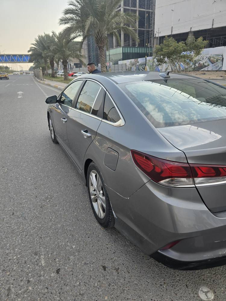 السلام عليكم سوناتا موديل 18
حادث امريكيا جاملغ حافه البنيد 
بل عراق جاملغ خلفي فقط رشه 
بصمه نقطه عمياء فول عدا البنورما  ***********
