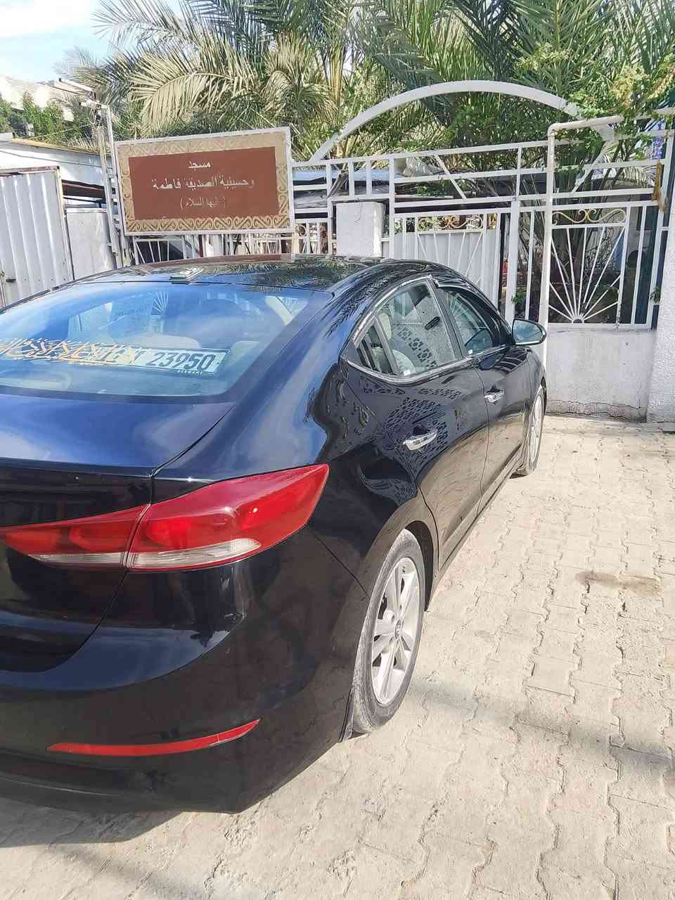 سلام عليكم للبيع النترا امريكي موديل 2017 رقم بغداد بسمي تحويل ثاني يوم  مكينه وكير  مكفولات سونار مرفوع بل صور سعر 105وبيه مجال رقم الهاتف ***********
