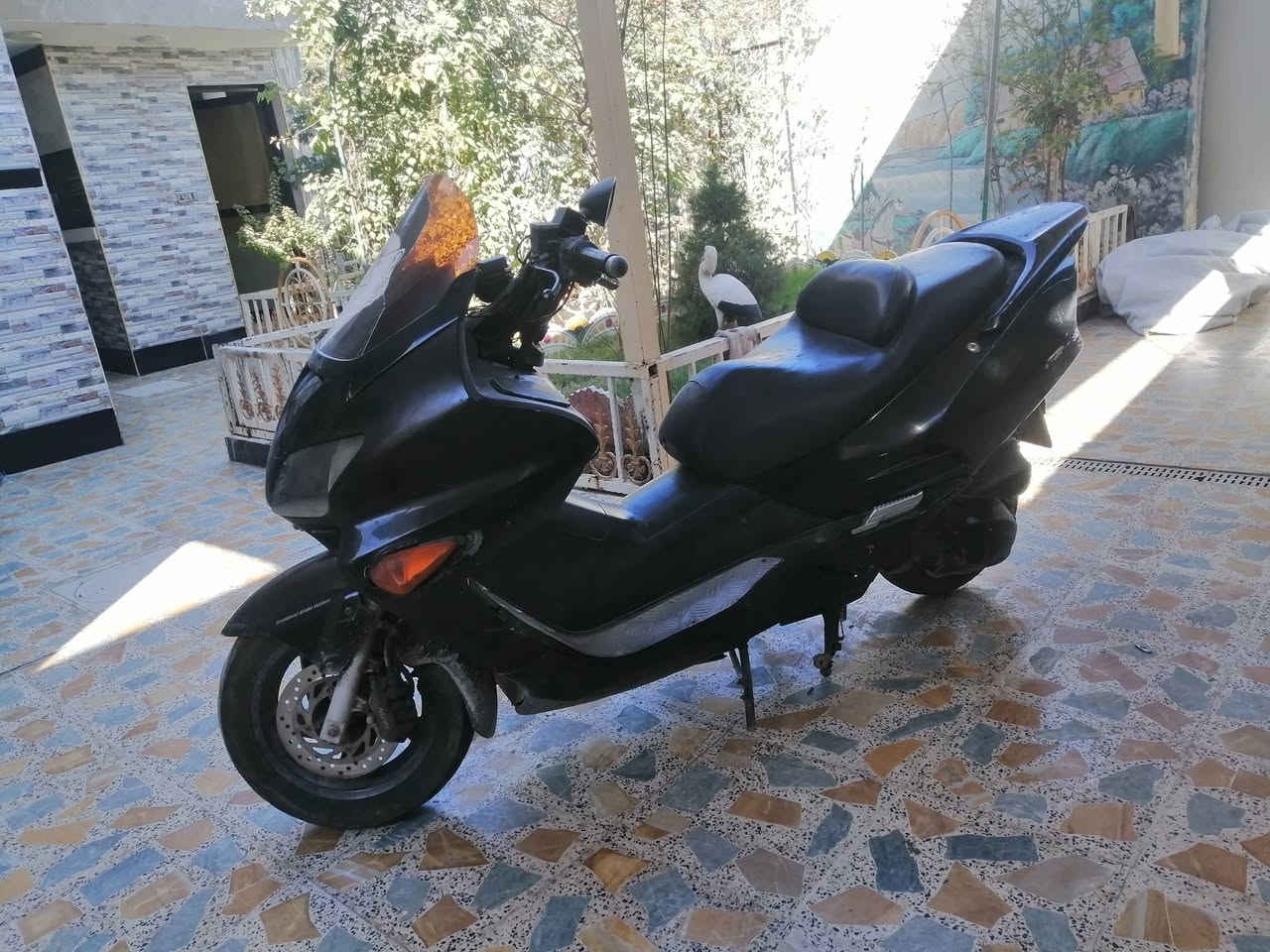 سلام عليكم صفر ٦ صار شهر تاركه وماشتغلت ابيع كوم حديد سعر ٣٠٠ بغداد حي او ***********4
