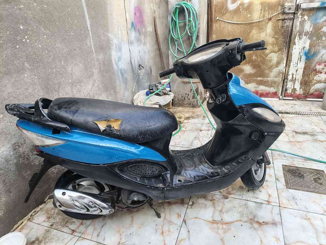 كامكوV2مامفتوحه نضيفه جاهزه شلعه ومشي خير من الله ماناقصها شي اشاير بك لايت مكينه ناعمه ب 350 وبيها مجال مكاني بلفضليه رقمي ***********
