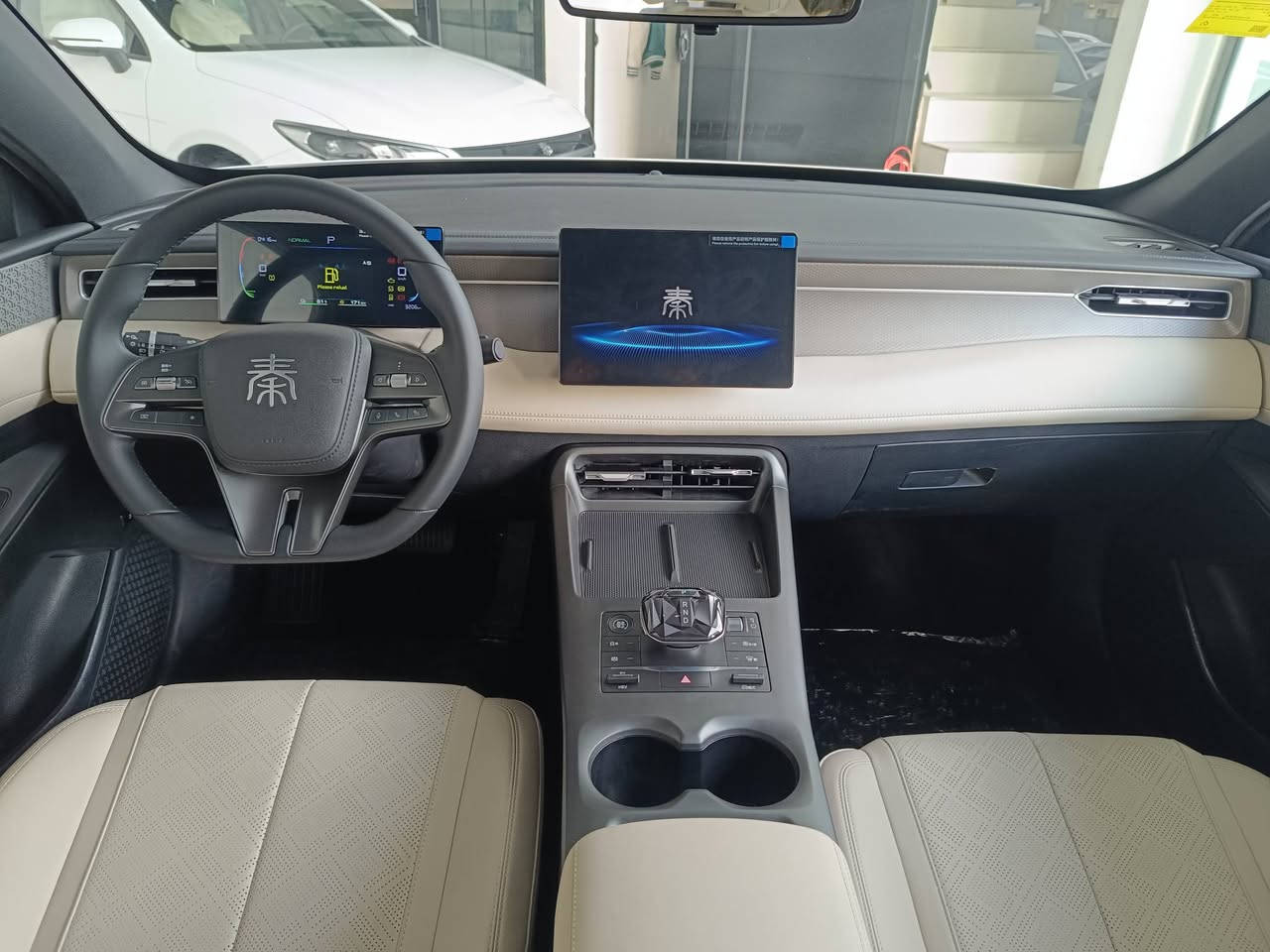 بي واي دي موديل  BYD Qin Plus 2025..هه رزانترين سعر 107$   
مواصفات.کارەبایی و بەنزین و هایبريد.
بصمة شاشةوكاميرا تانكي 65 لتري.ناوزه رد
2100 كم.دەڕوات.تحديدسورعه.لیدڤۆلیۆم.
***********واتس اب
***********
موجود في اربيل معرض چايناكارس
