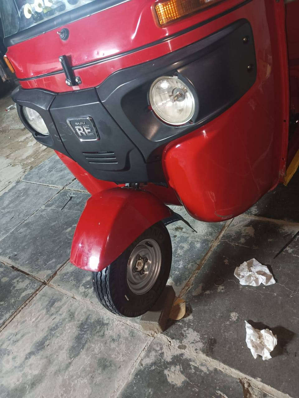 سلام عليكم تكتك البيع 22تكتك مكفوله عده دخه بلغد خفيفه مكينه برغي مامفتوه بيهه السعر اتصل رقم كربلاء***********
