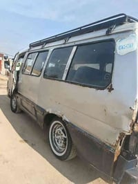 كيه بسته للبيع مكفوله من كير ومحرك وحداديه واباتري جديد والسعر 18 وبيه...