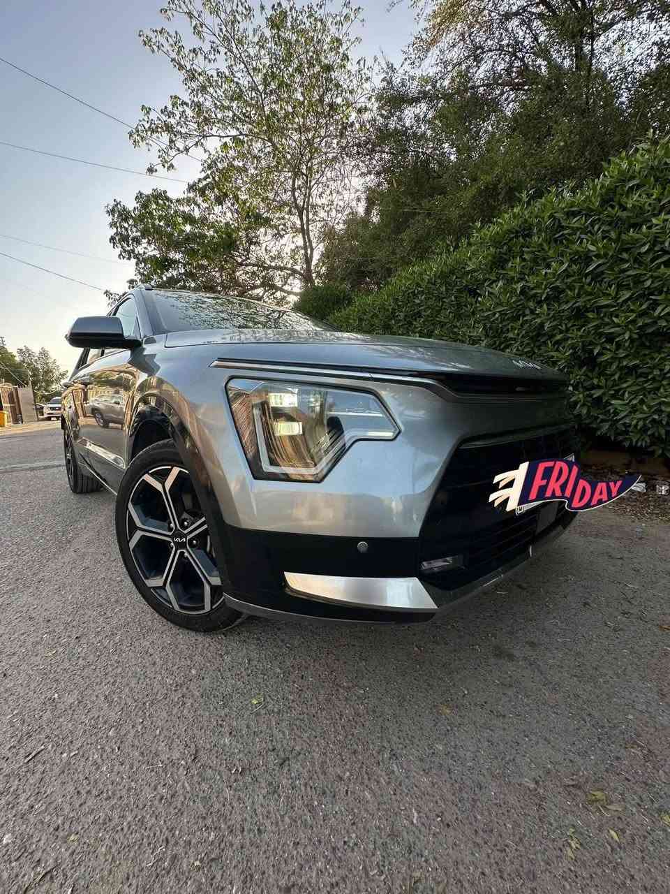السلام عليكم ..

كيا نيرو هايبرد موديل 23 ماشية 54 
ضررها تبديل بنيد بدون شاصي بدون دواخل الايرباكات كلها سليمة  صور الحادث موجودة 

السيارة فول مواصفات
 
⚠️ لايتات لد عدستين 
⚠️ ويل الحجم الجبير ١٨ 
⚠️ كراسي جلد ومخمل 
⚠️كراسي تدفئة وكهرباء 
⚠️فتحة سقف 
⚠️ شاشة الحجم الجبير 
⚠️حساسات وكامرة 
⚠️بصمة وتشغيل عن بعد 
⚠️ رادار امامي وجانبي 
⚠️نقطة عمية
⚠️ تحديد مسار ومثبت سرعة 
وتحذير من الاصطدام 
⚠️ تبريد امامي خلفي مناخين
⚠️اوتو هولد وهاند بريك بصمة  
⚠️ لد داخلي متغير 
⚠️ اشاير بالمري وشفط
وبعد هواي مواصفات بيها المعروفة
⚠️الاطار الخارجي يكون لامع مو العادي 

تخم تايرات جديدة السيارة نظيفة كلش وجاهزة مابيها اي نقص 
السيارة باسمي وتحويل ثاني يوم  
السيارة مكانها بغداد ***********
