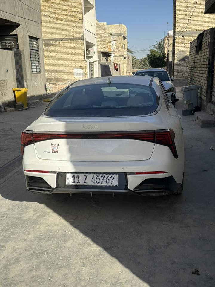 سلام عليكم كي فايف موديل 24 مكفولة كفالة عامه سيارة على وضع شركه ماشيه 14 الف زيرو مكان بغداد شهداء السيدية وي ستفسار على هاذه رقم *********** سعر 230 وبيه مجال
