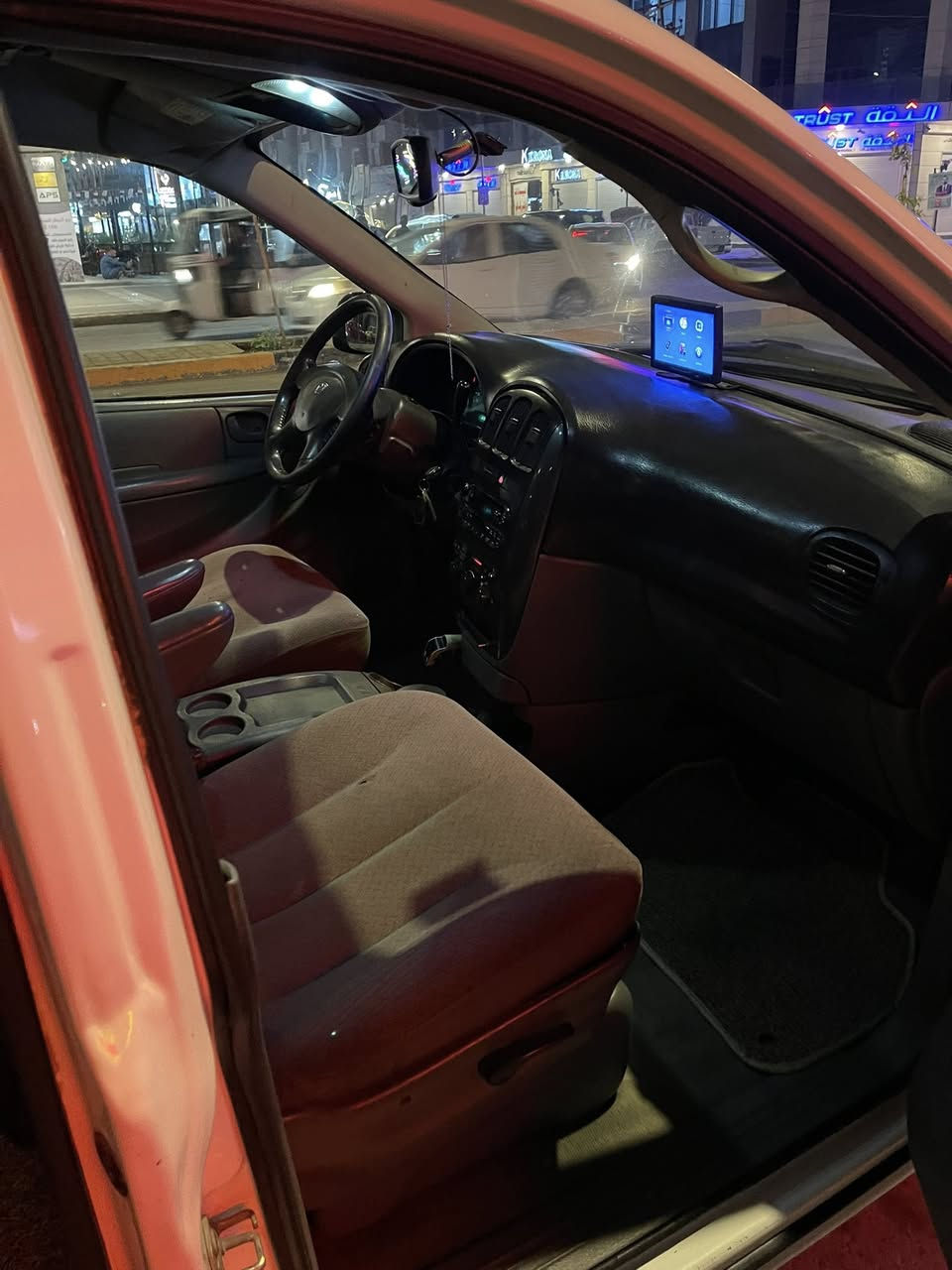 السلام عليكم للبيع سيارة دوج كرفان 2007 للستفسار الاتصال على الرقم ***********
