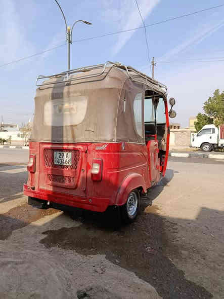 سلام عليكم تكتك البيع مديل 22 شهر 8 رقم وسنويه بيه دحجه جوه البك لايت تحويل ثاني يوم سعره 8 وبيه مجال الشراي مكاني قضاء الرفاعي التصال ***********
