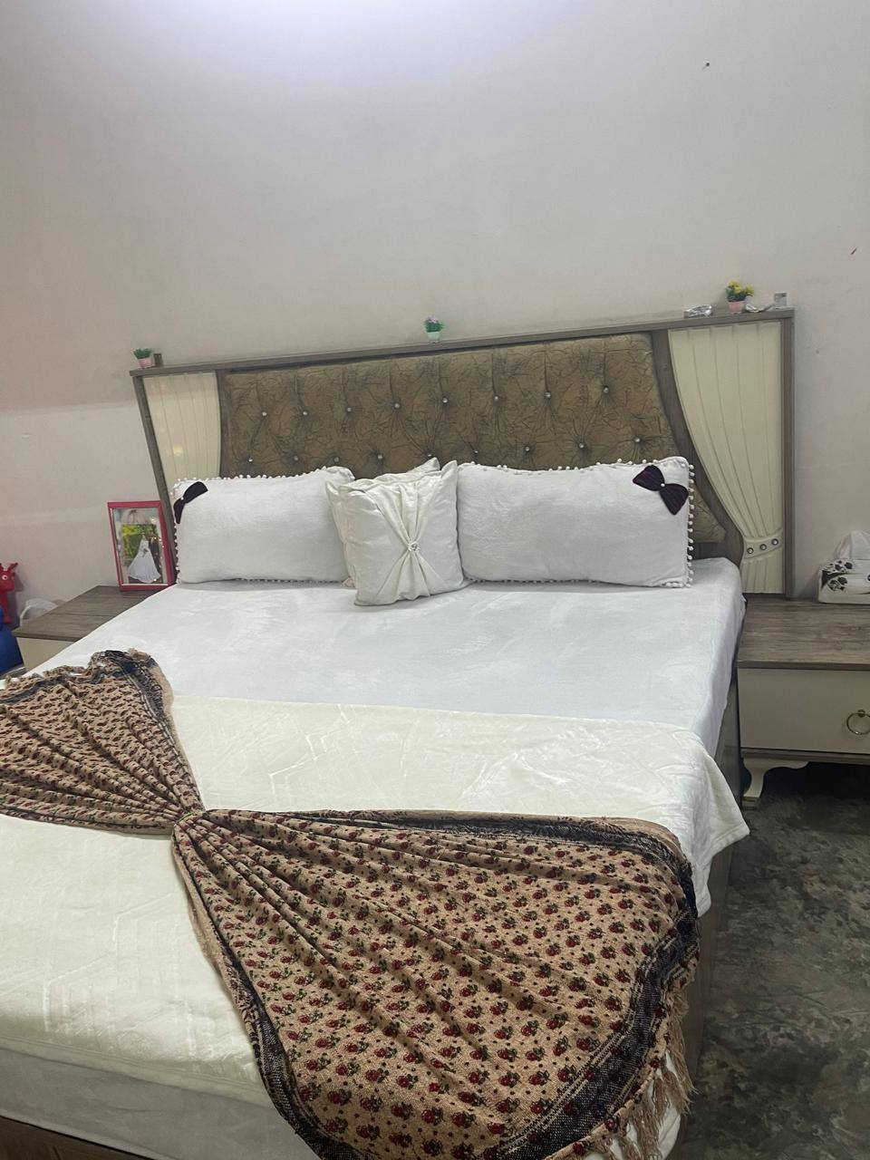 غرف نوم لبيع مستعمل  6قطع كلش نضيف سعر 425وبيه مجال شراي يجي خاص


**إذا كنت صاحب هذا الإعلان وتريد حذفه لأي سبب، رجاءا أرسل رسالة إلى الدعم الفني**