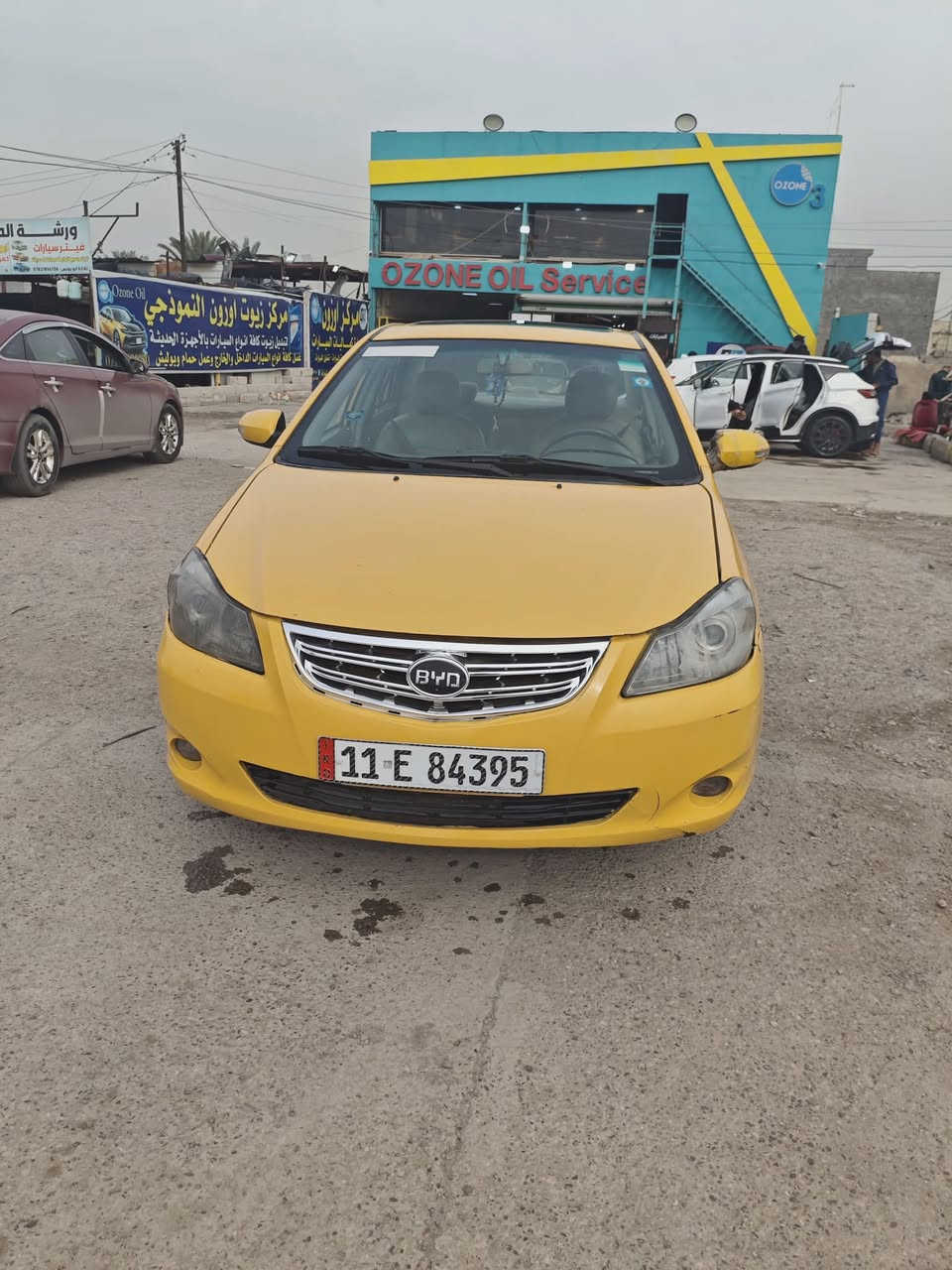 BYD 2013 بي واي دي موديل
كير ومكينة ياباني بلادي
 كير عادي
سيارة جاهزة 
كير مكينة صدر تخم تاير كهرباىيات كلة مكفول
💯 شاشة وسستم صوت جديد
بيهة خياسات معمرة وجاملغ امامي ابيع حزام مكفولة من ضربة
رقم بغداد انكليزي ( باسمي السياره )
سنوية جديدة 2027
 مصفرة هيئة غرامة
شرط التحويل ثاني يوم
بغداد الكرخ 
السعر 45 $
 ***********
