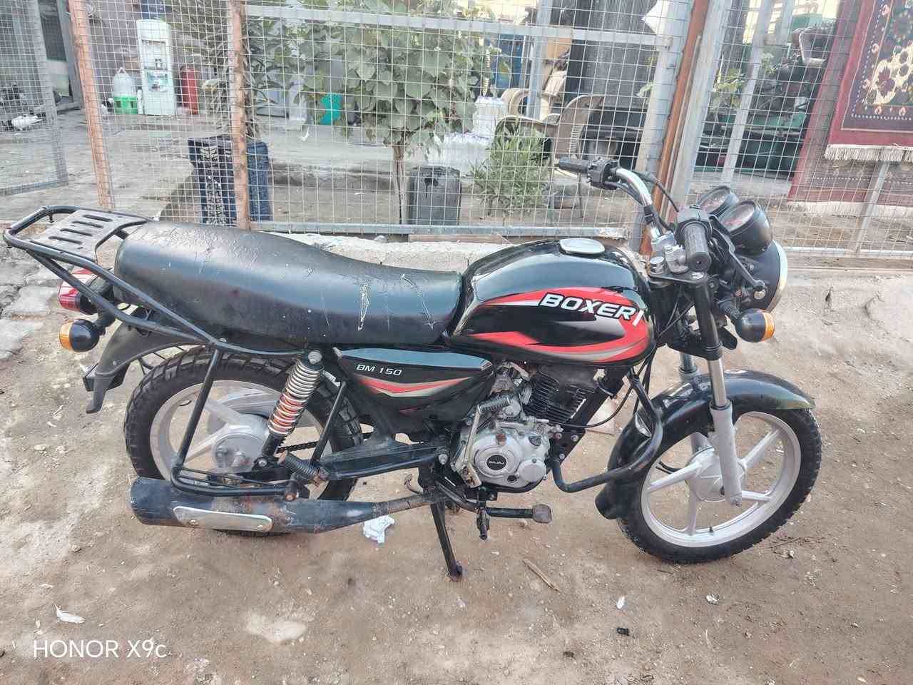 السلام عليكم بوكسر للبيع كربلاء سعر 900 قفل اوراق اصولي 2018 الاتصال على هذا الرق ***********
