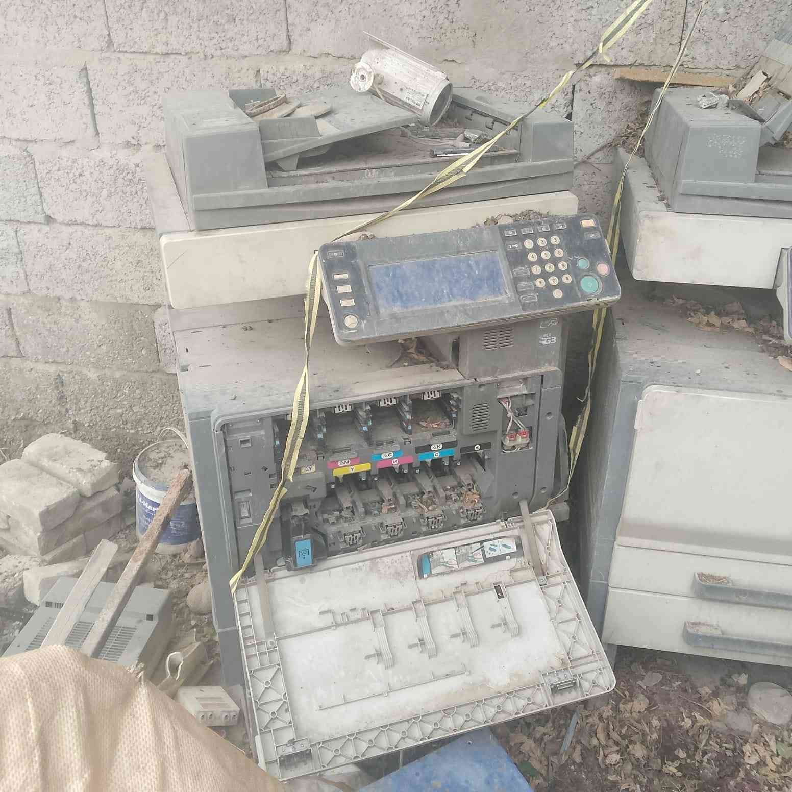 سلام عليكم ورحمة الله وبركاته عندي هايه البيع


**إذا كنت صاحب هذا الإعلان وتريد حذفه لأي سبب، رجاءا أرسل رسالة إلى الدعم الفني**