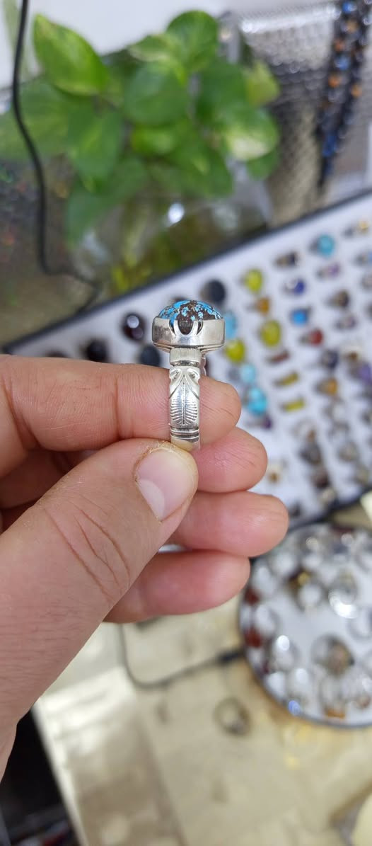 خاتم من الفيروز النيشابوري الرضوي فضه عيار 925 قطعه راقيه وثقيله للاستفسار التواصل ع


**إذا كنت صاحب هذا الإعلان وتريد حذفه لأي سبب، رجاءا أرسل رسالة إلى الدعم الفني**