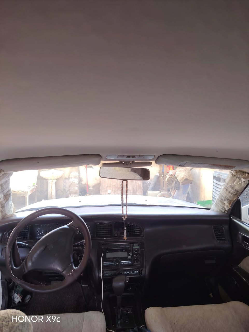 سلام وعليكم سياره بطه للبيع العنوان البصره شط العرب الجزيره السياره بأسمي مباشرتاً سنويه جديده تحويل ثاني يوم سنويه لغايه2031 الك بيهه سنه بدون هزه تحول مباشرتاً سياره تبريدها ثلج 🥶تبريد خلفي امامي 
تحكم عينه كشن كهربائي كهربائيات كلهه شغاله سياره مكفوله م̷ـــِْن الكص ونقل ومن العيب شرعي
اكثر تفاصيل انتصال *********** وتساب او تصال
السعر 48 وبيه مجال للشراي فقط
#ملاحظه: رجاءً رجاءً ،،الموشراي لٱ يخابرني تحياتي للجميع
