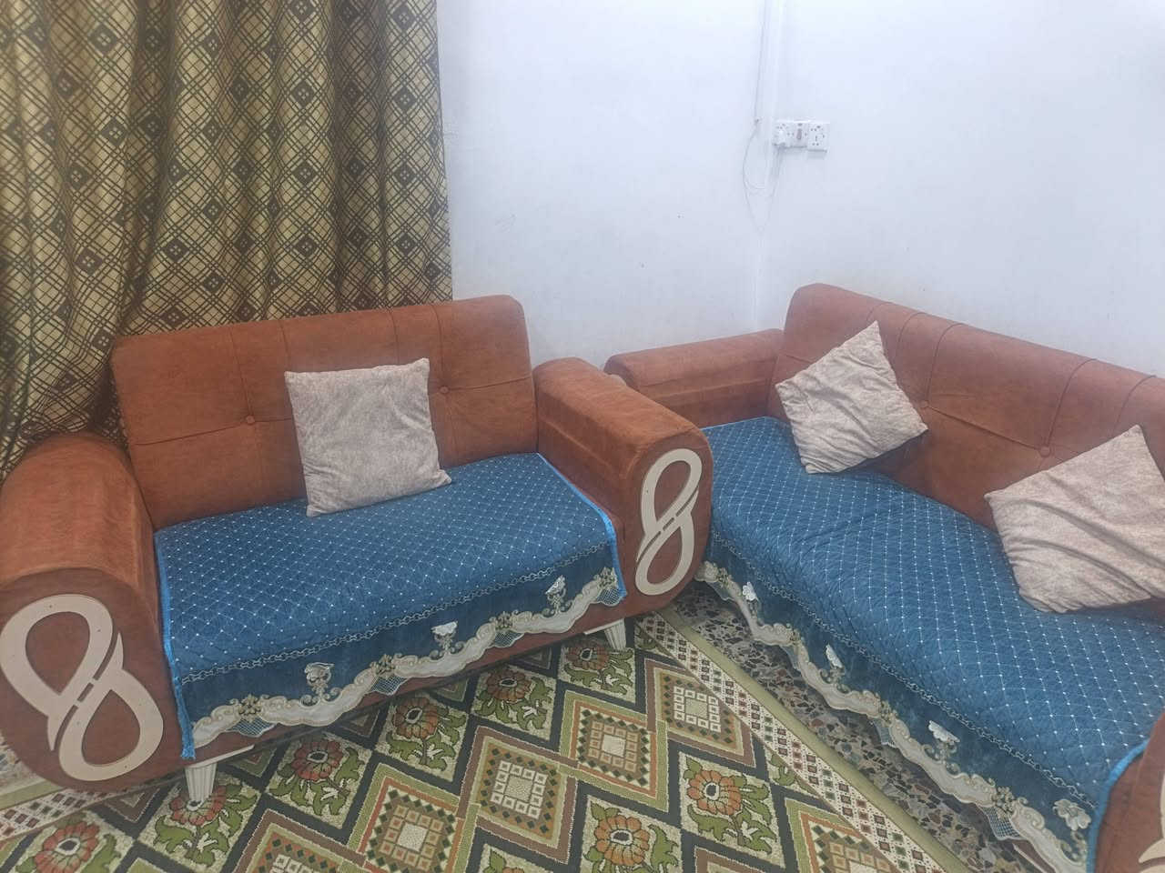 سلام عليكم تخم للبيع مستخدم بدون ضرر فقط الواضحه بصوره السعر ١٢٥ ألف وبي مجال للشراي
‏‪***********‬‏
