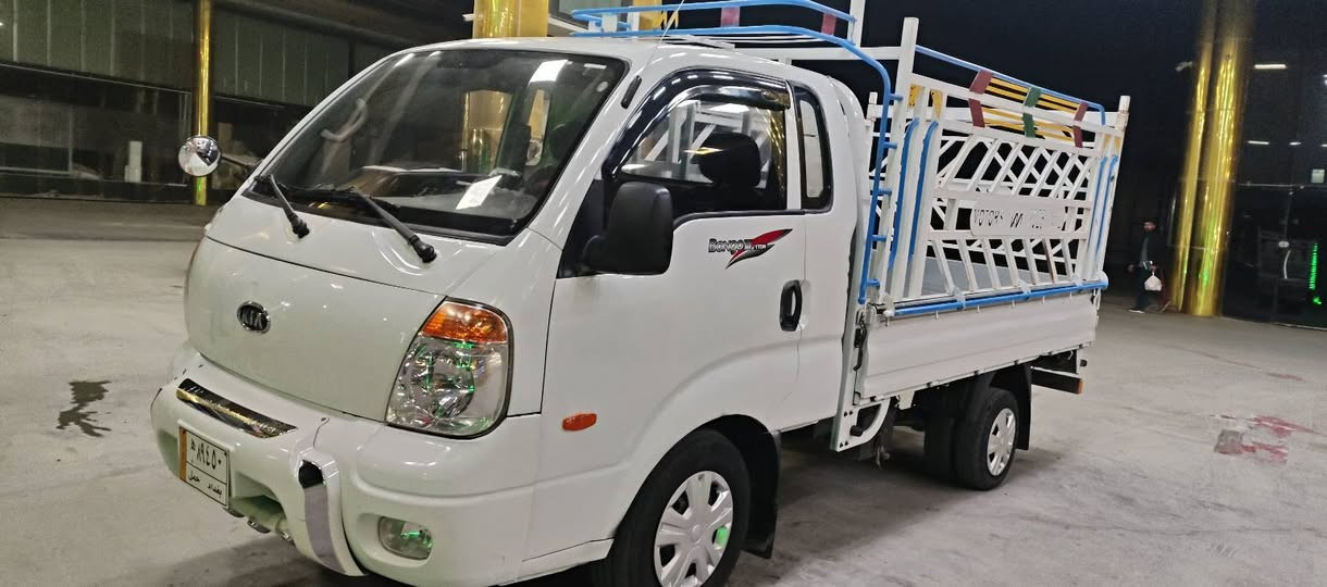 سەرەتابەناوی خوا 
کیا بیلاد 2009
سعری67گەڵا سعری خواربازاڕ
گێڕومە کینەی 2011یە
3000سۆپەر مەکینە ڕەش
تەنها180هەزار ڕۆشتوە
بریکی بەسراوە
کارەبای بەسراوە 
ناوبودی بەسراوە 
چەمچەی بەسراوە 
 6تایەیلوک 
کامل جایزە
تازە داغڵە 
***********
***********
