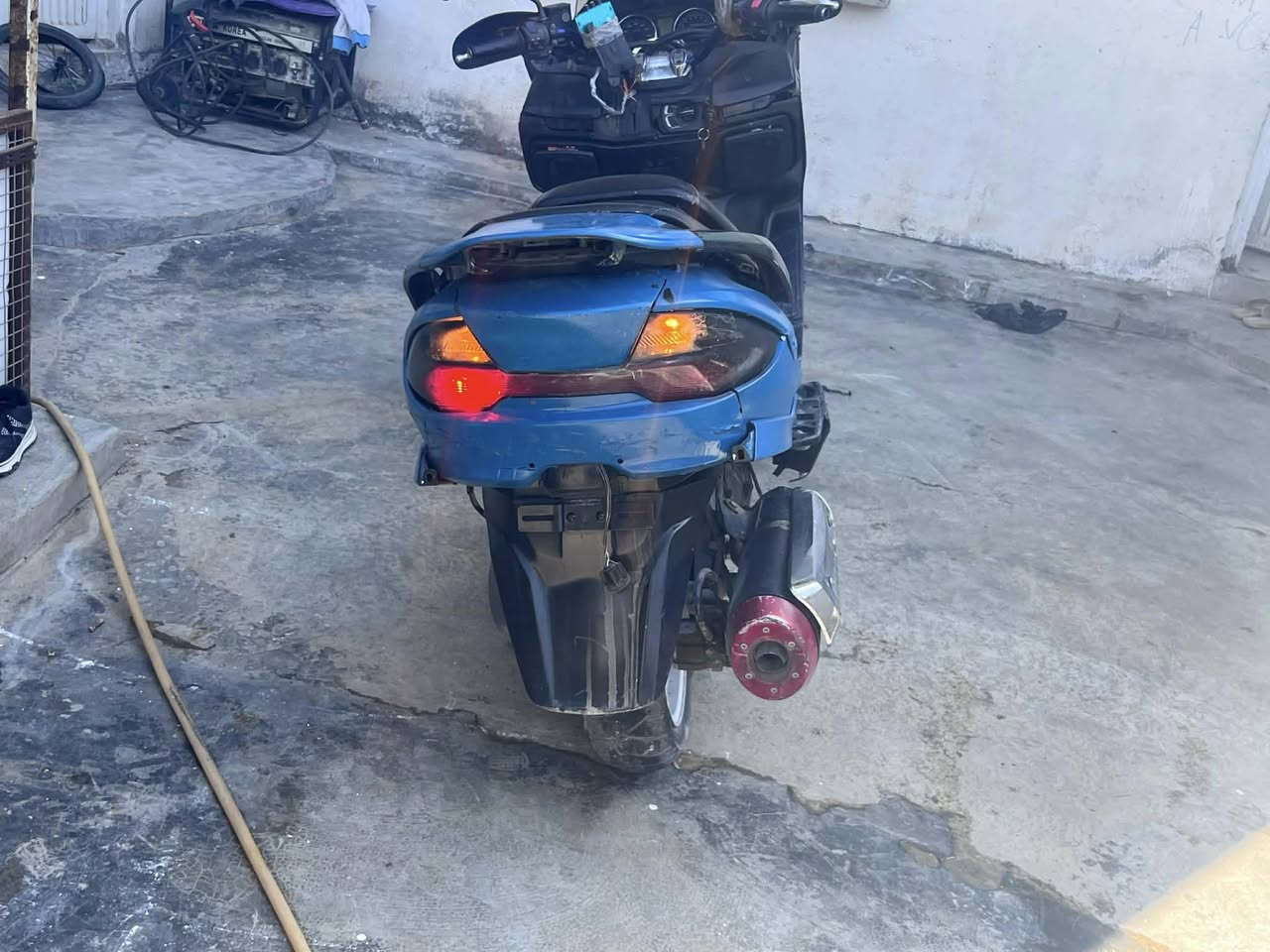 سلام عليكم 

دراجه سكاي ولف محرك ربع 
محرك جديد برغي ممفتوح بي كابريتر كهربائيات شغاله راديتر شغال سمعات شغاله دراجه كله شغاله نكره سلف نقص بس كلجات فقط كلجات السعر ٦٠٠وبيه مجال


**إذا كنت صاحب هذا الإعلان وتريد حذفه لأي سبب، رجاءا أرسل رسالة إلى الدعم الفني**