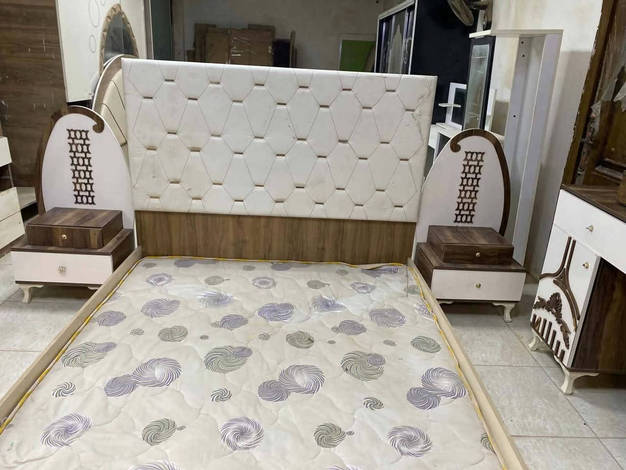 غرفه نوم تركي 5 قطع ضخمه  نظافه جيده بسعر مناسب بيع مستعجل 
350 الف


**إذا كنت صاحب هذا الإعلان وتريد حذفه لأي سبب، رجاءا أرسل رسالة إلى الدعم الفني**