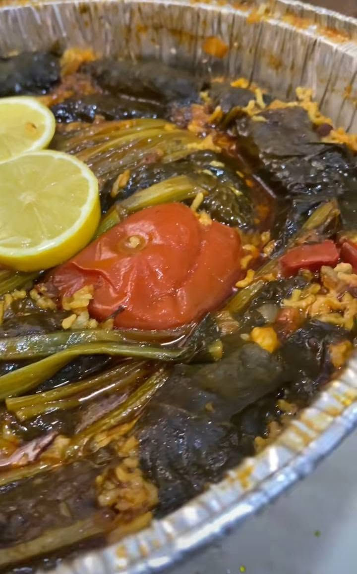 🔥 دولمة طيبة ولاجعه ولذيذة 🔥
دولمة عراقية أصلية بطعم عراقي يخبل 😋💚
طعم مضبوط، لحم طري، وبهارات موزونة تنطي نكهة ما تننسى 👌
نظافة وجودة وطبخ على أصوله 🍽️✨
اطلبها هسه وخلي الغدة يصير أحلى لحظة يومك 🔥
#دولمة #أكل_عراقي #طبخ_طيب #طعام_لذيذ #مطبخ_عراقي #اكلات_شعبية #طعم_اصيل #غداء_اليوم


**إذا كنت صاحب هذا الإعلان وتريد حذفه لأي سبب، رجاءا أرسل رسالة إلى الدعم الفني**