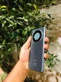 وبركاته هونر اكس ٩ بي  فايف جي ذاكره ٢٥٦ الداخليه ١٢ الجهاز كله شغال ب...