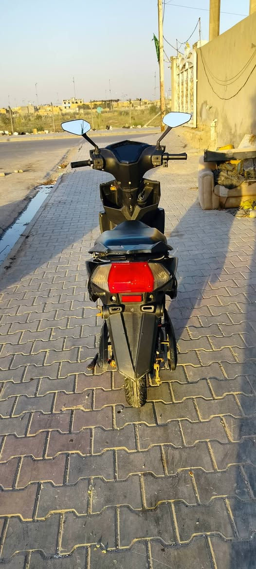 إعادة نشر بسبب الوعود الكاذبة دراجة سكنس شحن شغالة كلها كهربائيات بريكات لايت عالي ناصي يرادلها ترتيب كهربائيات بسيط 350 وبيها مجال


**إذا كنت صاحب هذا الإعلان وتريد حذفه لأي سبب، رجاءا أرسل رسالة إلى الدعم الفني**
