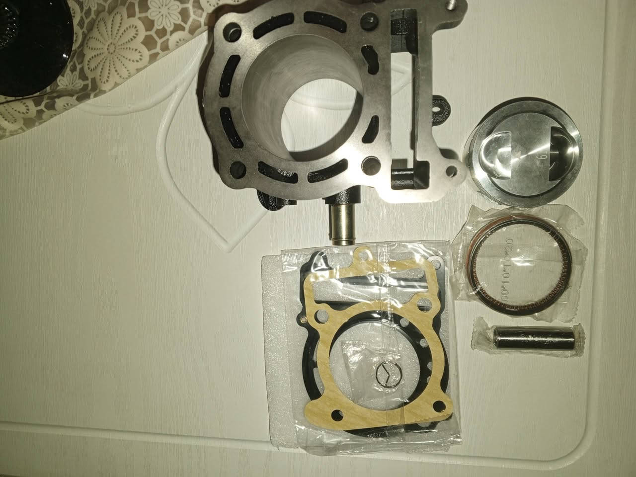 سلام عليكم غراض للبيع شتريد مال تي ماكس كاوسكي شتريد موجود كل الدرجات اكو بعد هواي غراض مصورتهن كلمن وسعرة رقم ***********العنوان بغداد الحسينية مال راشدية
