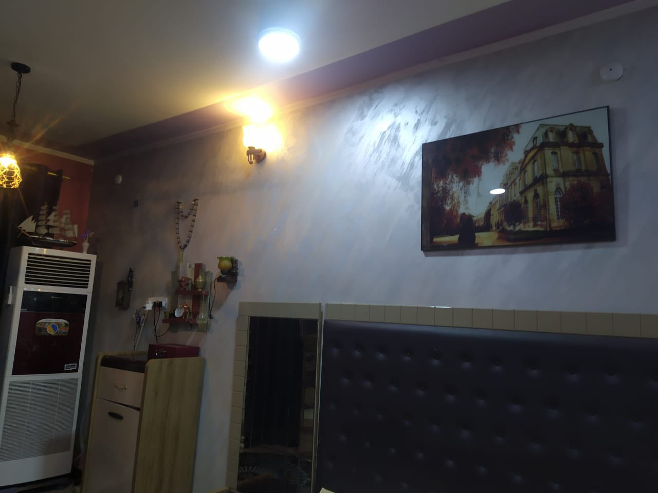 دار سكن للبيع 

العنوان / حي آور شارع السبيس 

المساحه / 150 م 

تفاصيل البناء/ طابقين مسلح 

ط١/ صاله استقبال غرفتين مطبخ صحيات 

ط٢/ صاله غرفتين مطبخ صحيات 

للمزيد من المعلومات يمكنكم التواصل معنا على الرقم التالي 

***********

***********
