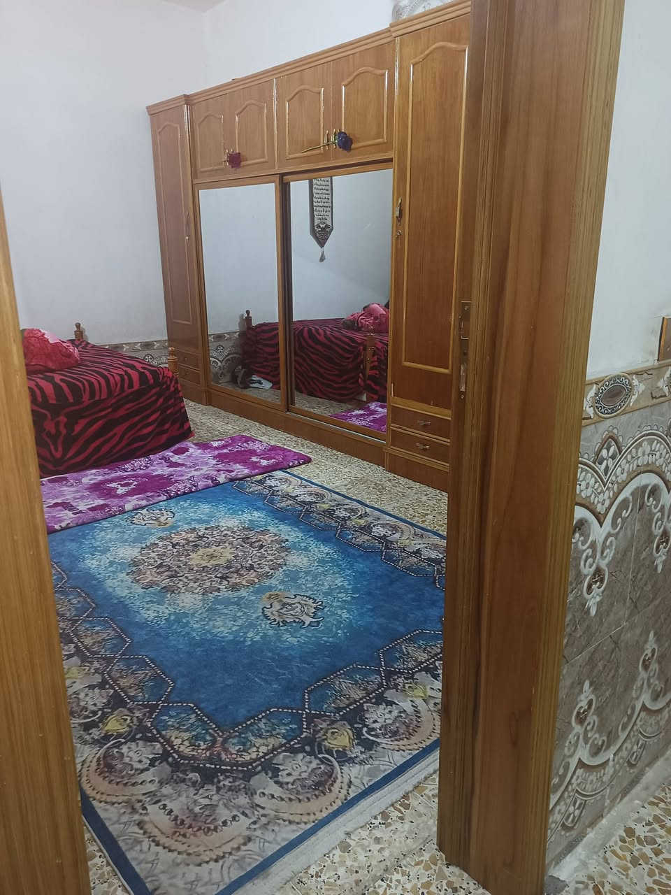 بيت للبيع المساحة 100طابقين للبيت على شارع تبليط كافت الخدمات على طريق الزوار بي قرار محكمه العنوان كربلاء  حي الجامعة خلف الجامعة مال كربلاء السعر 100 وبي مجال


**إذا كنت صاحب هذا الإعلان وتريد حذفه لأي سبب، رجاءا أرسل رسالة إلى الدعم الفني**