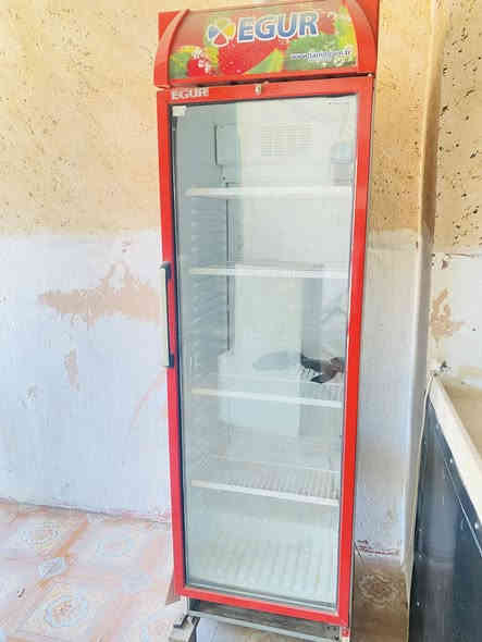 سلام عليكم برادات ايكور  الاصلي للبيع مسخدم قليل ونضيف للاستفسار الاتصال ع الرقم التالي ***********
