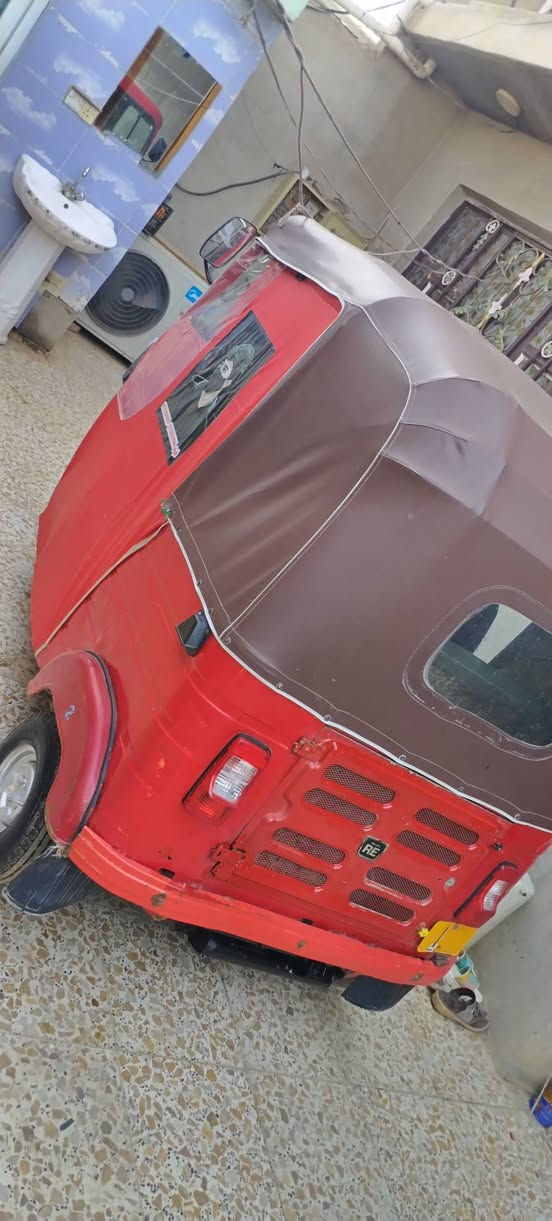 السلام عليكم تكتك البيع او مراوس موديل ١٨ شهر ٧ أوراق اصوليه٧ ترقيم ورقه مصطفى موجوده كامله  تايرات نص عمر مكينه حلوه ناعمه ضفيره جديد كلاجات كتف شحن كابريتر كاعيات صبغ عام جماليه بدون ظربه معجون بيه بس لغد مرجع بارد مكحل جاهزه كبل الشغل تفاصيل داخل مقطع مكان بغداد النهروان *********** سعر ٣مليون ٨٠٠ الف
