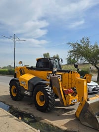 للبيع 🧲 رافعه جي سي بي jcb سلايت موديل 2016 🪝( 17 متر ) انجكتر  بلادي ...