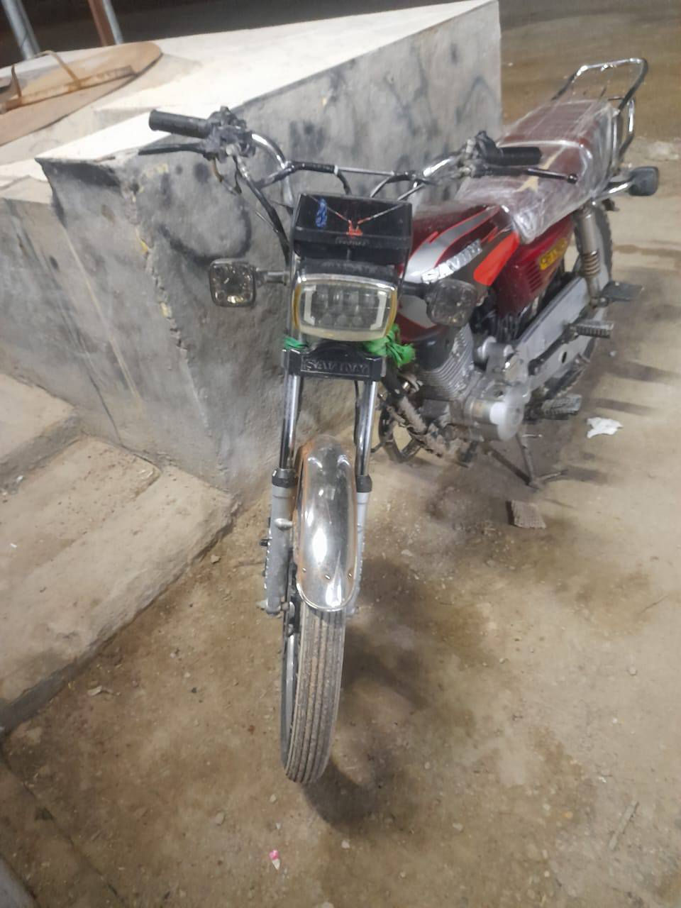 دراجه للبيع سفانه موديل 2020
دراجه نظيفه كهربائيات شغاله
دراجه نظيفه محرك بدل بي بس ولفات السعر 450وبيها مجال 
العنوان بابل قضاء القاسم 
الستفسار عله الرقم ***********
