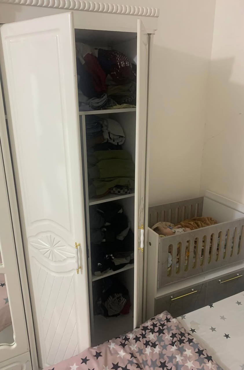 غرفةنوم  كولش ثكيله ونضيفه بيع مستعجل سبب البيع الانتقال السعر مليون و٥٠٠وبيها مجال قليل


**إذا كنت صاحب هذا الإعلان وتريد حذفه لأي سبب، رجاءا أرسل رسالة إلى الدعم الفني**