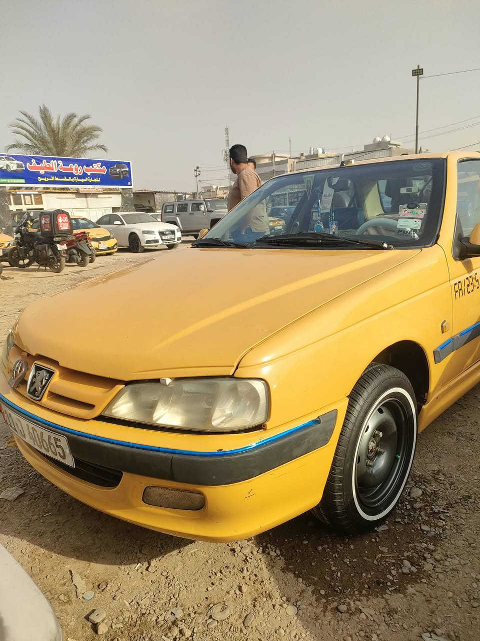 سلام عليكم سياره للبيع بيجو بارص موديل 2015 سياره خير من الله أي نواقص مابيها سعرها 45 وبيها مجال المكان بغداد المعالف ***********
