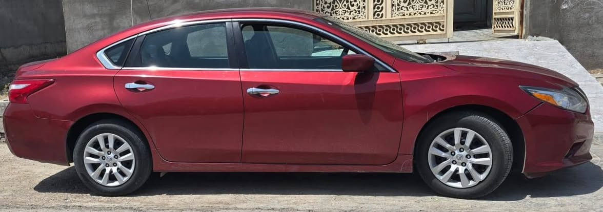 نيسان التيما 16 وارد امريكي مواصفات s المعروفه سياره نضيفه وبيها قطعتين امبدل ابلاد بنيد وجاملغ العنوان ديالى المقدادية سعرها 120وبيهه مجال بسيط *********** وترهم مراواس من 19 وفوك
