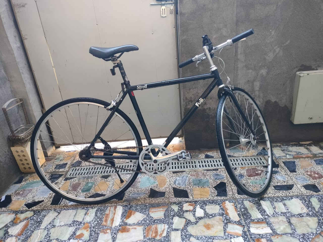 دراجةc700بالة ماركة فيوجي حديد مخفف الويل الستيرن البايدر المنيوم كلة بلادي ناضفة 90% ب120 وبي مجال بسيط مكاني بغداد الحسينية


**إذا كنت صاحب هذا الإعلان وتريد حذفه لأي سبب، رجاءا أرسل رسالة إلى الدعم الفني**