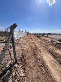 ارض زراعية • ١٠٠٠م • خلف مطعم واثق