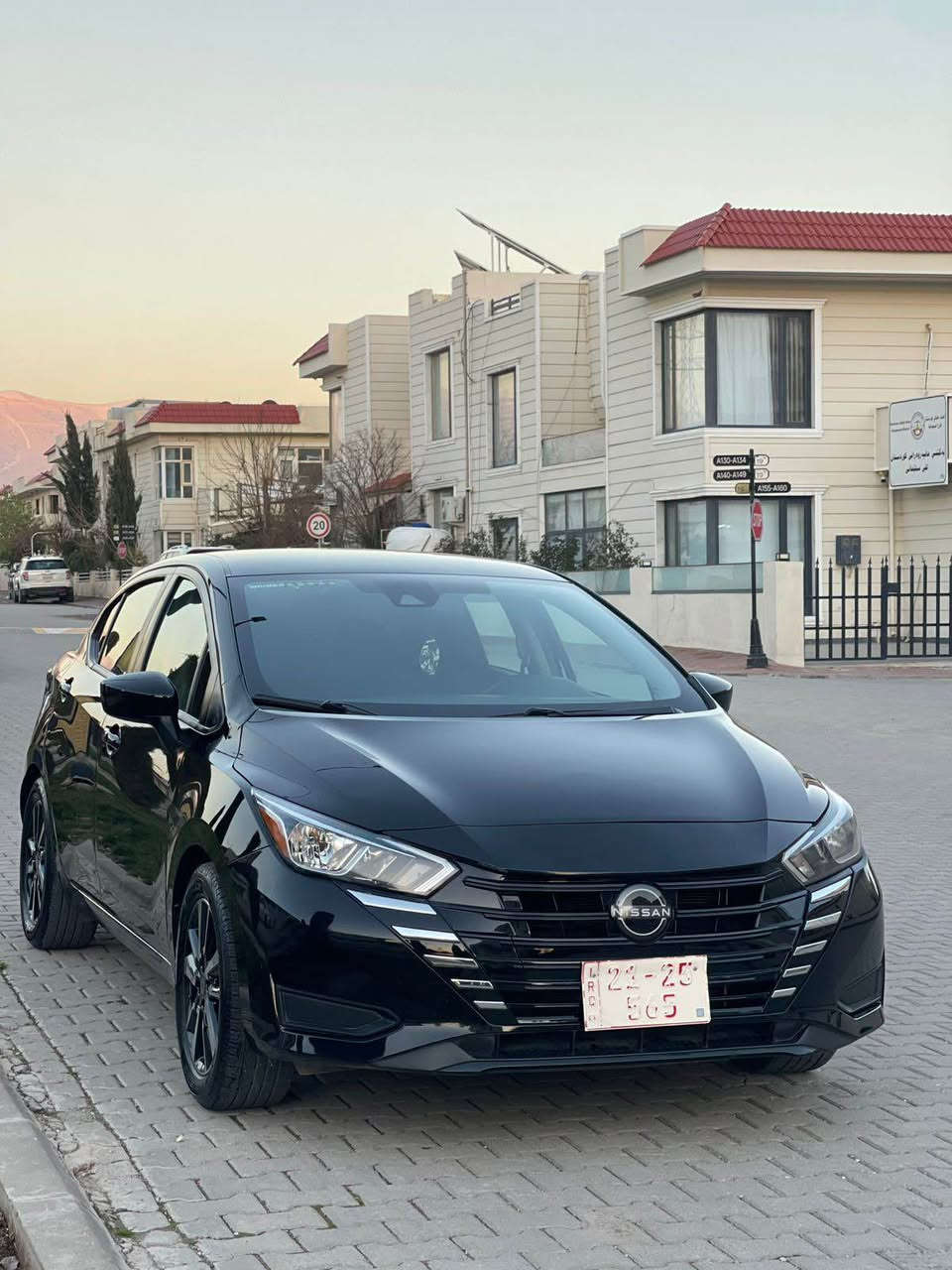 سەرەتا سلاوی خوای گەورەتان لیبیت 

سەیارەیەکی هەرزان گەنجانە بێ مەسرەف  جوان لە پاکەتا مالی دۆستە نرخیکی زۆر زۆر گونجاو 🥶 📦
 
 رەشی قەتران 🖤
نیسان ڤێرسا 2023 SV  شکڵ گۆڕاو
31000mile ڕۆیشتن
(ڕاداری ئاوێنەو خەتی جادە -ئۆتۆ ستۆپ -مۆدی لێخوڕین نۆڕماڵو سپۆڕت-لایت لید-ویل کرۆم -بەسمە-گێچ ئەلیکترۆنی-شوێن وەیارلیسی شەحن-تەحەکوم سوکان-حاسە -شاشە گەورە-تەحەکوم لایتو ئاوێنە -تەحدید سورعە-کامێرا-زۆر مواسەفاتی تر....(

بەس بۆنیت بۆیخ بێ ناوگرتن بێ ئێرباک

گێڕو مەکینە بەشەرت ژمارە کاتیە سەیارەکە  بەشەرتی ڕەقەم
لەسلێمانیم

*********** السليمانية, العراق
