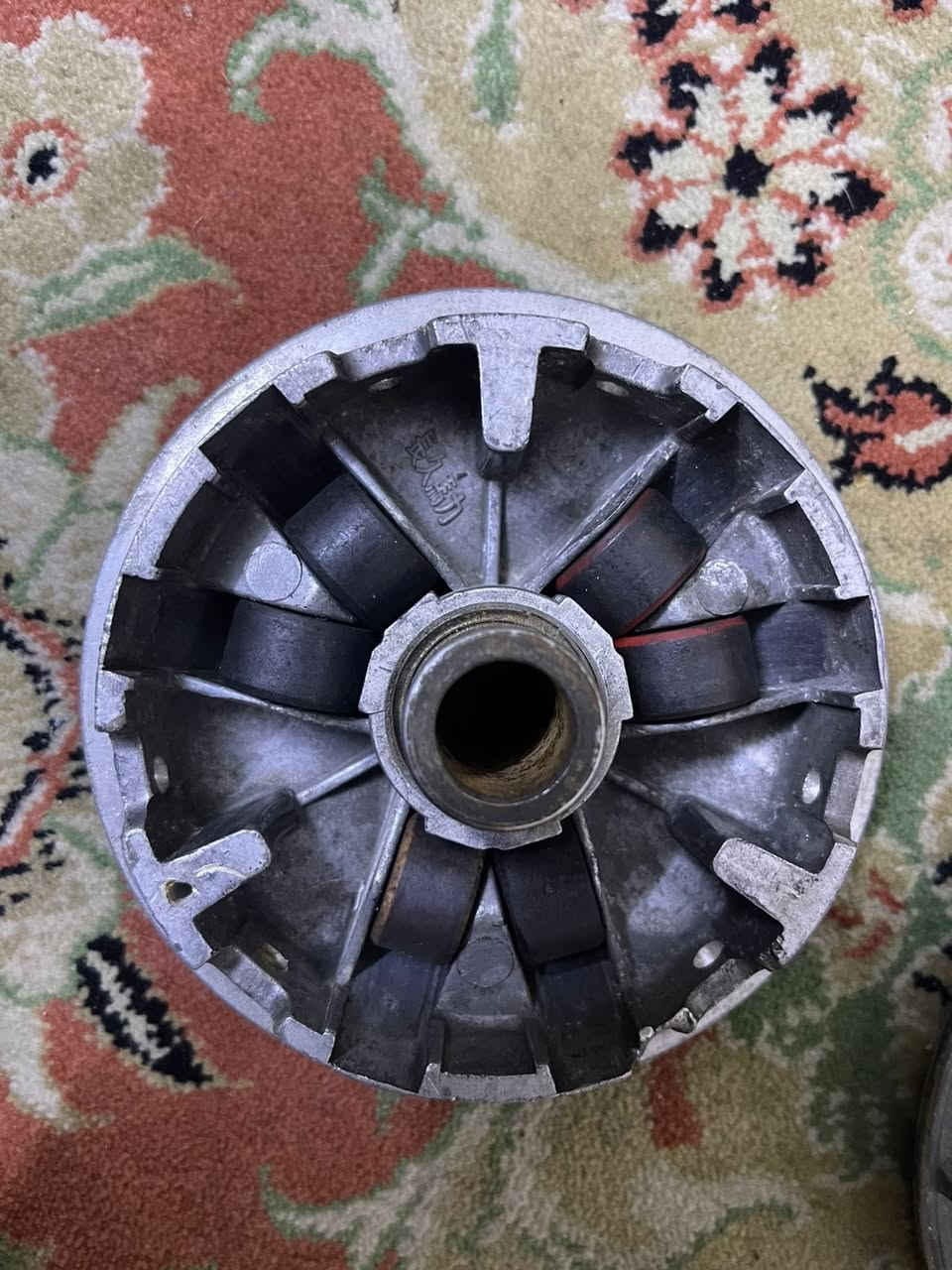 سلام عليكم لشرايه فقط لحد يعامل وميشتري 
كلج امامي رياضي سكنس عام بوشه جبيره 
راجز خمس خرز مال مكاين كبار 
سلف رياضي جبير 
***********ههـ
