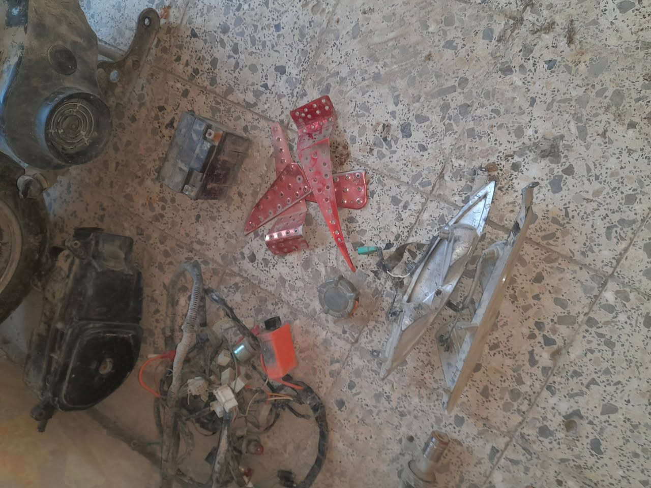 غراض ماكساات تفصيخ كله شغال وكاله كلشي موجود وسعار مناسبه مكاني قرنه *********** تفصيخ كلشي موجود شتريد موجود
